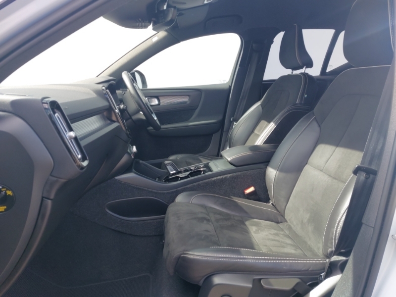 Volvo XC40 2.0 B4p R Design 7 Speed NG71CRV Silver #5