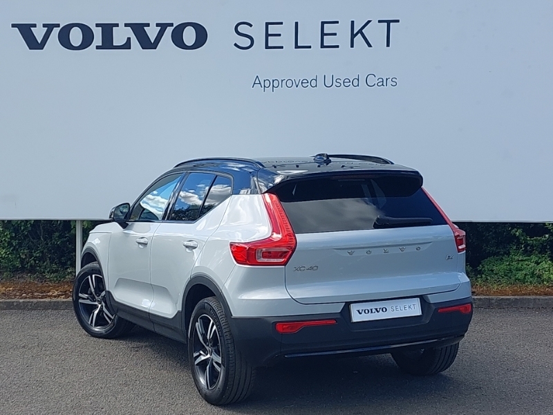 Volvo XC40 2.0 B4p R Design 7 Speed NG71CRV Silver #2