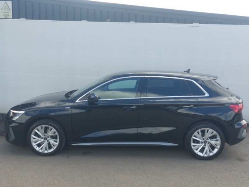 Audi A3 40 Tfsi E S Line S Tronic SD23OHA Black #4