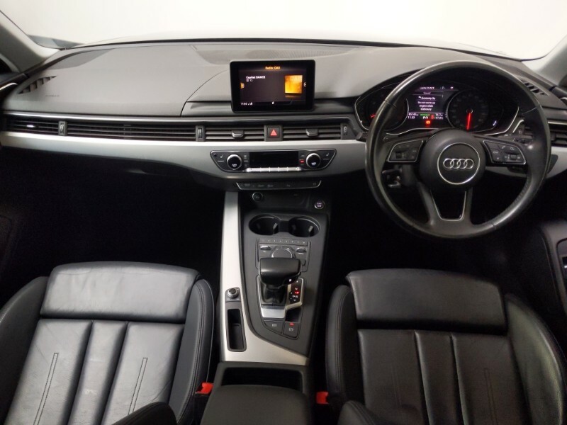 Audi A4 40 Tdi Sport S Tronic HG68UXM Grey #3