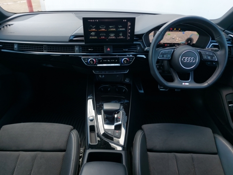Audi A4 35 Tfsi Black Edition S Tronic BP69ZFM Black #3