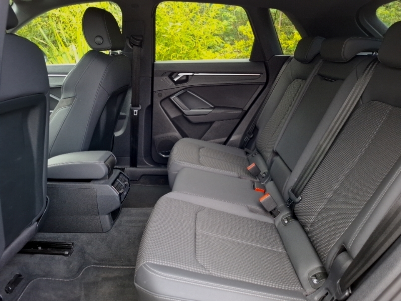 Audi Q3 40 Tdi Quattro S Line S Tronic ST20NJN Black #6
