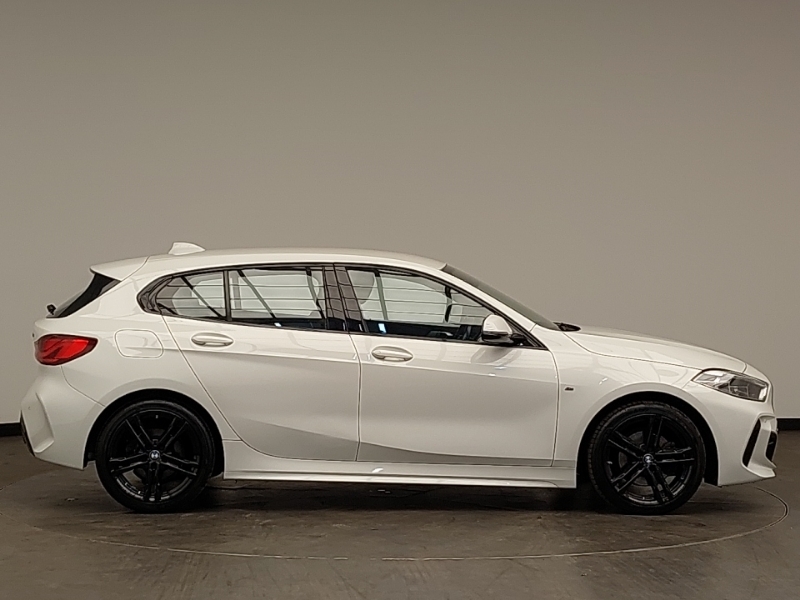 BMW 1 Series 118I M Sport Step MV70CKD White #3