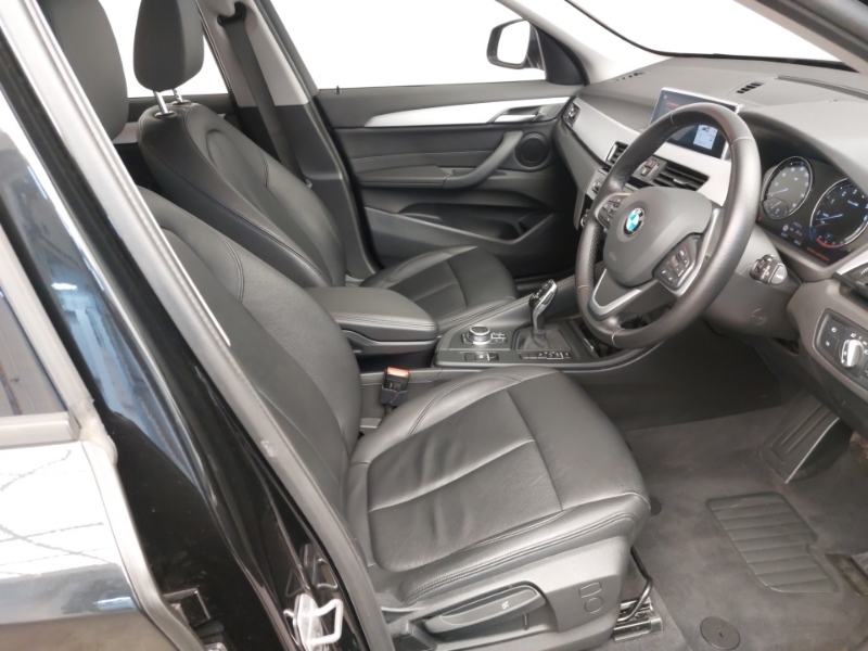 BMW X1 Sdrive 18I Se Step SA21AYB Black #6