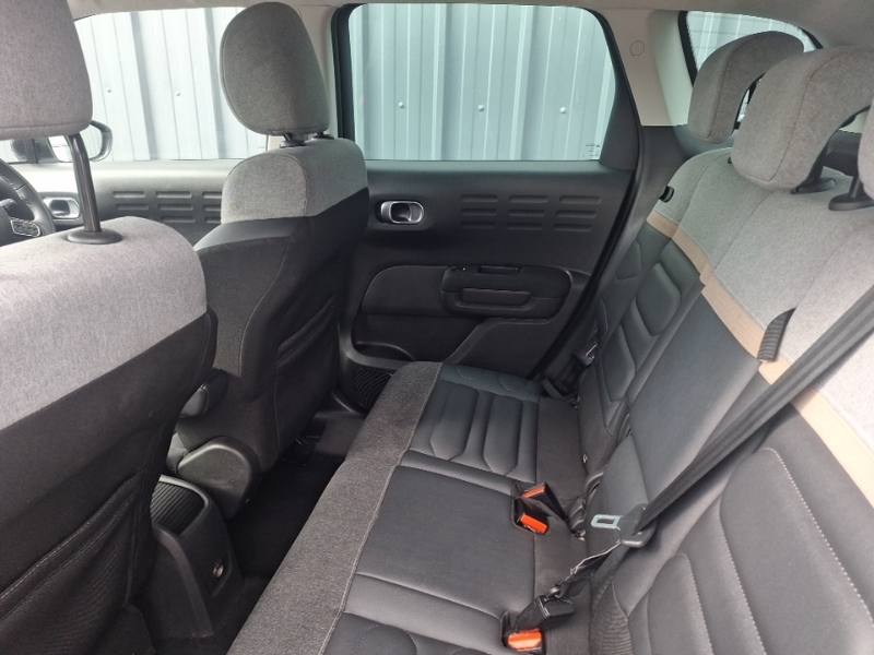 Citroen C3 Aircross 1.2 Puretech 130 Max Eat6 WM73UEW White #6