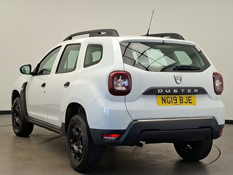 Dacia Duster 1.6 Sce Essential NG19BJE White #2