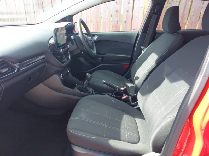Ford Fiesta 1.1 Trend Red #5