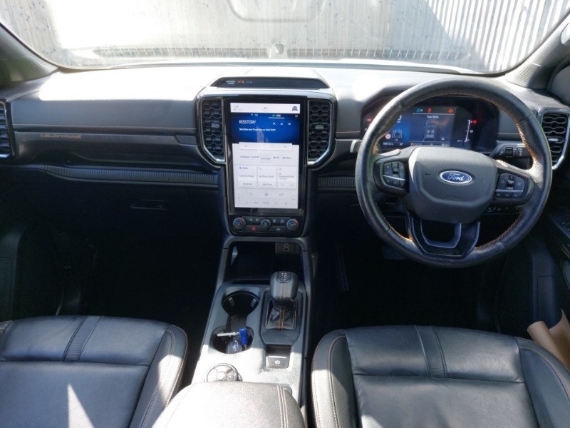 Ford Ranger Pick Up Double Cab Wildtrak 2.0 Ecoblue 205 ML73UAN White #3