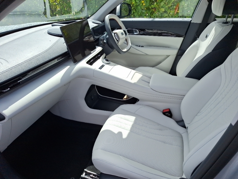 Geely Starray 1.5 Em-i Ultra  Silver #5
