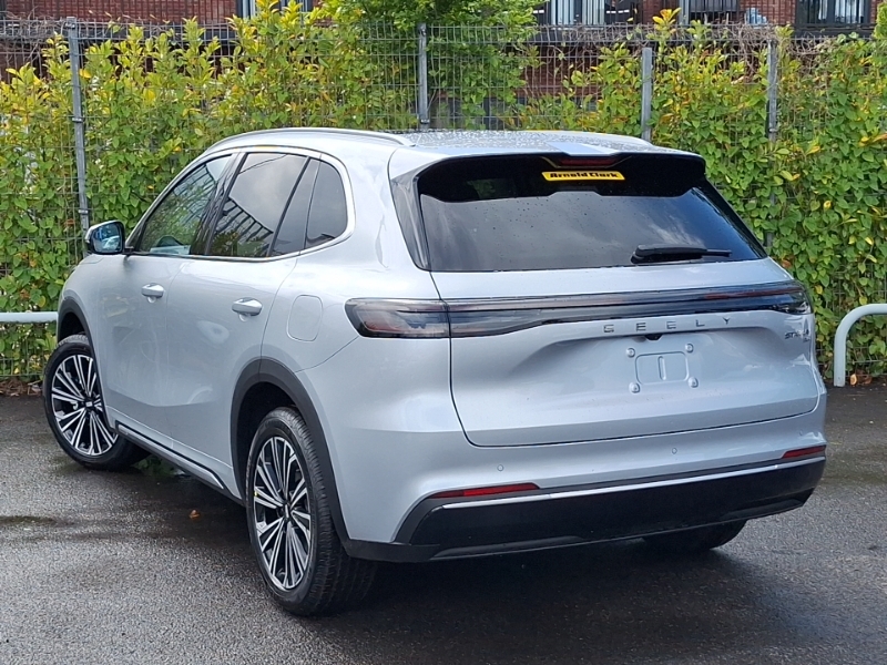 Geely Starray 1.5 Em-i Ultra  Silver #2