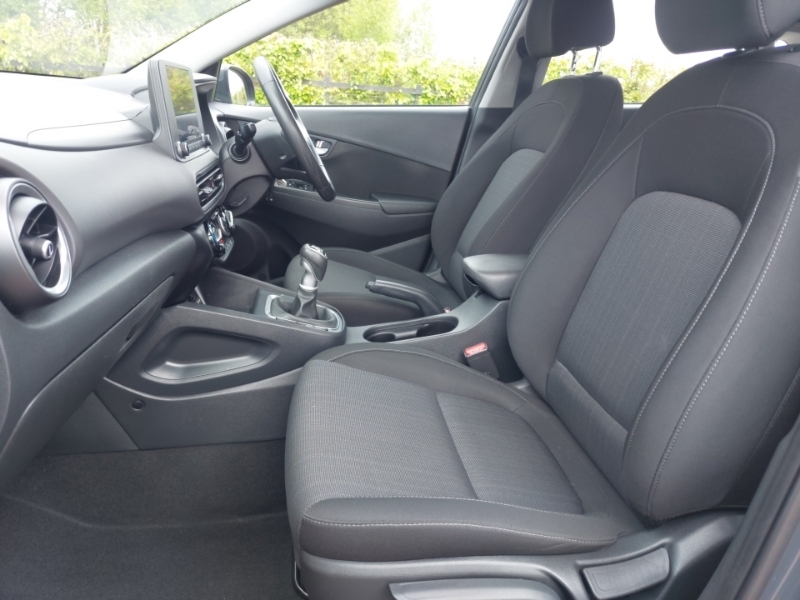 Hyundai Kona 1.0 Tgdi 48V Mhev Se Connect VK23YLZ Grey #5