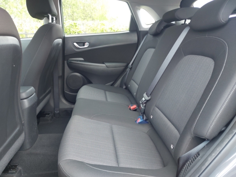 Hyundai Kona 1.0 Tgdi 48V Mhev Se Connect VK23YLZ Grey #6