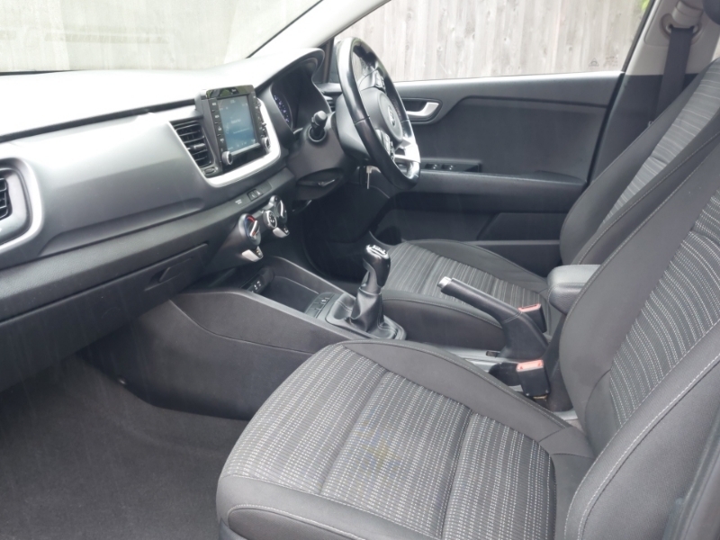 Kia Stonic 1.4 Mpi 2 Black #5