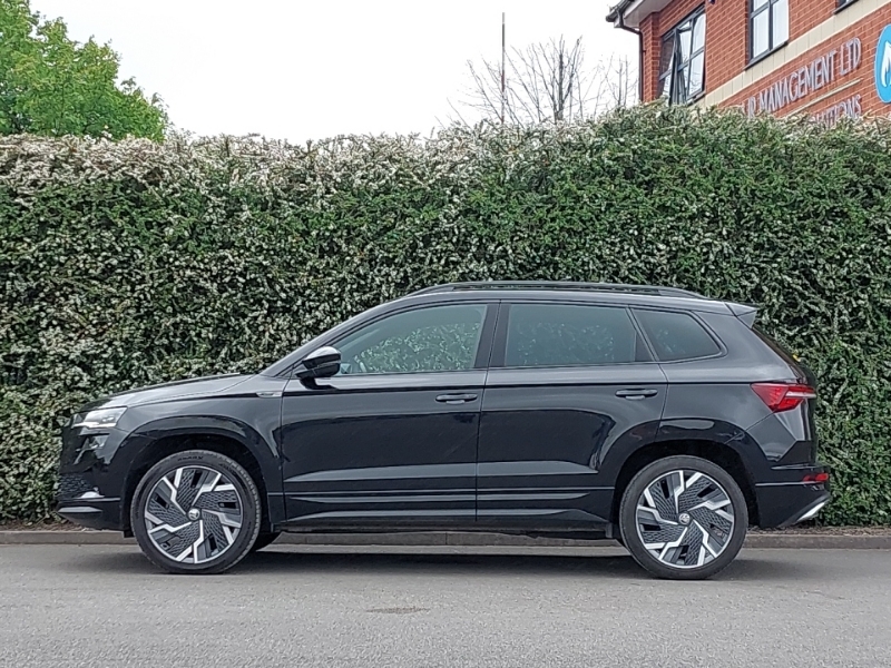 Skoda Karoq 2.0 Tdi 150 Sportline 4X4 Dsg Black #4