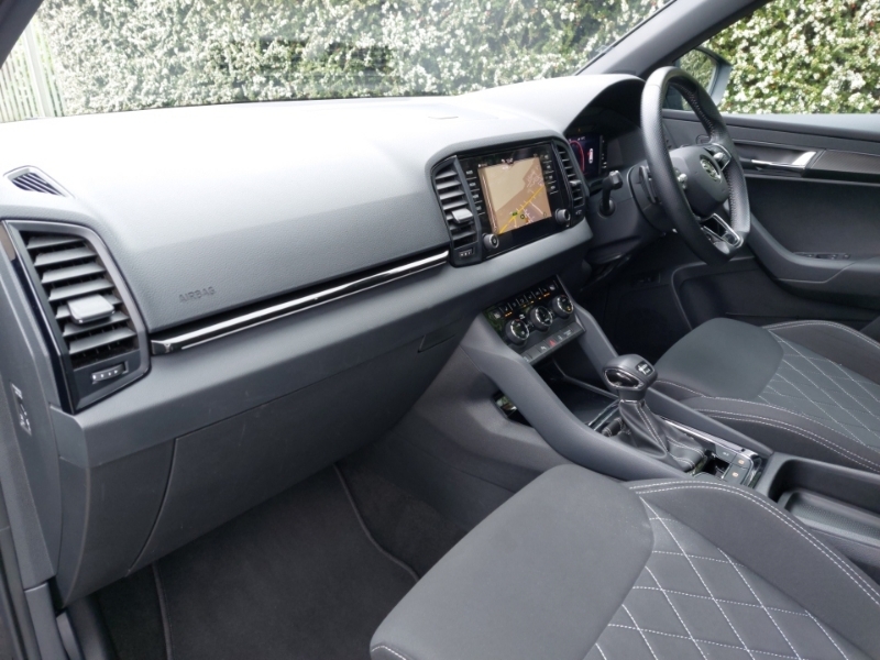 Skoda Karoq 2.0 Tdi 150 Sportline 4X4 Dsg Black #5