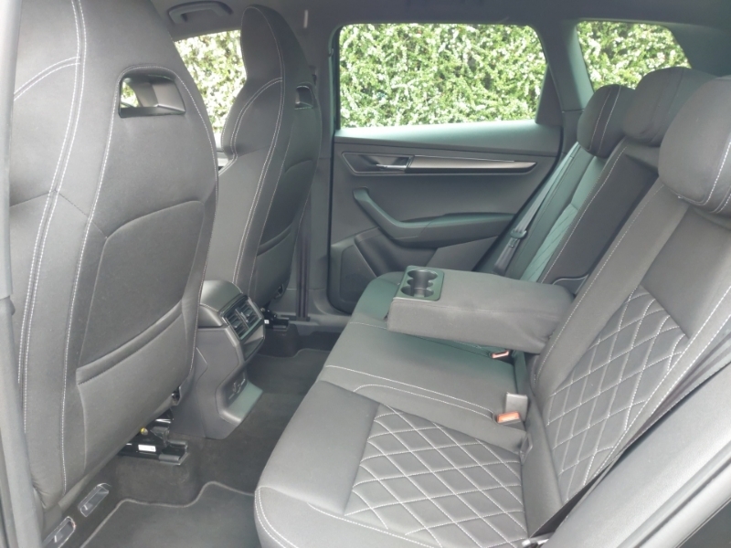 Skoda Karoq 2.0 Tdi 150 Sportline 4X4 Dsg Black #6