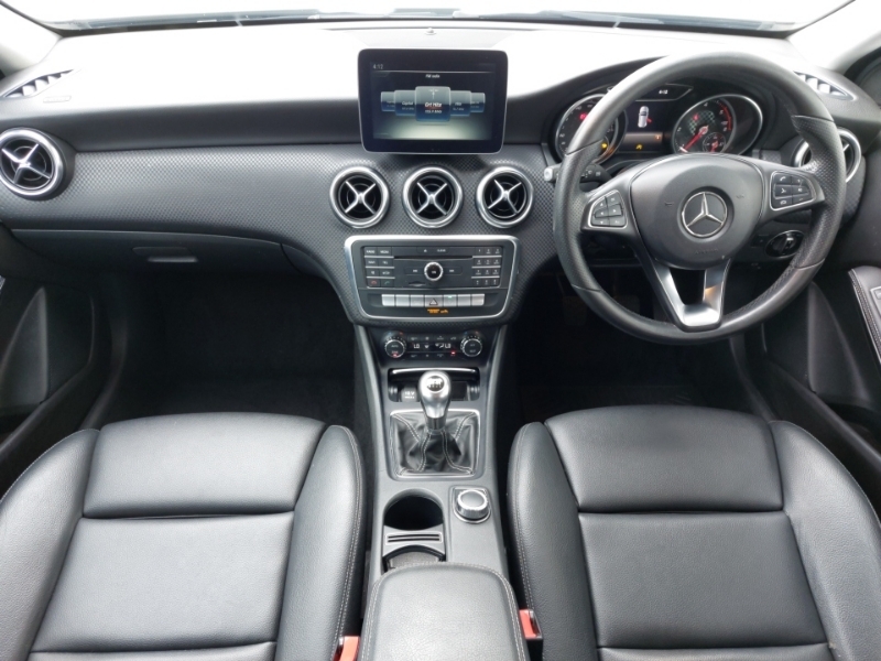 Mercedes-Benz A Class A180d Sport FE67NXV White #3