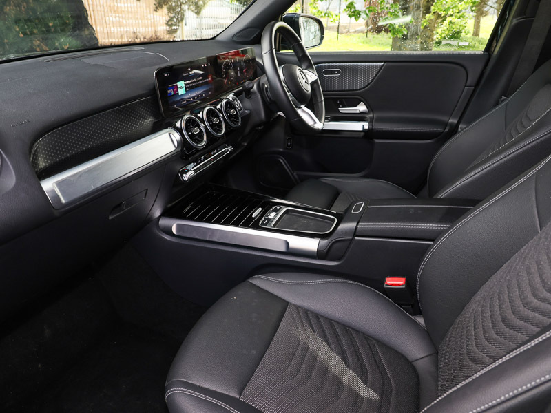 Mercedes-Benz GLB Class Glb 200 Sport Executive 7G-tronic KX25YUB Black #5