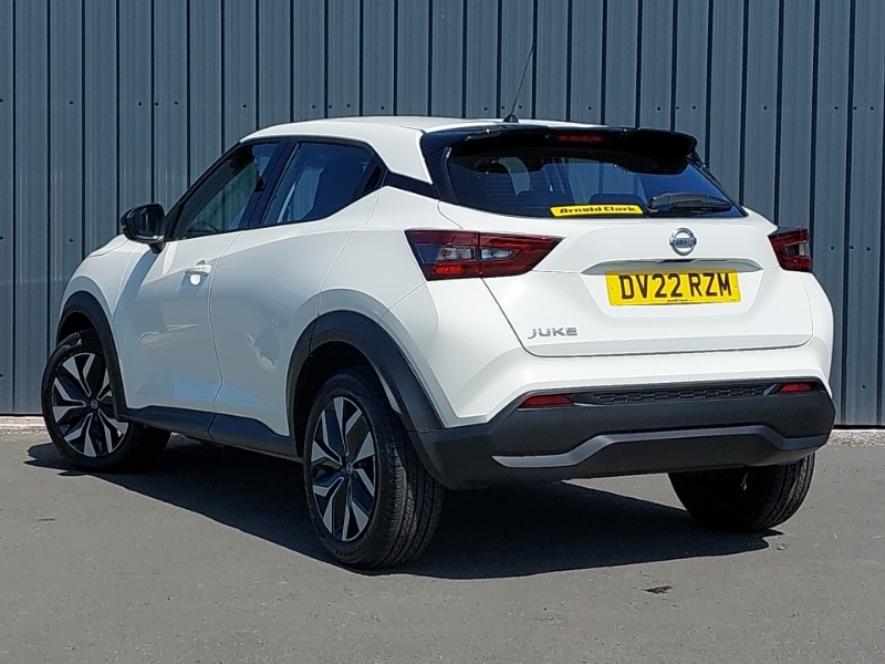 Nissan Juke 1.0 Dig-t 114 Acenta DV22RZM White #2