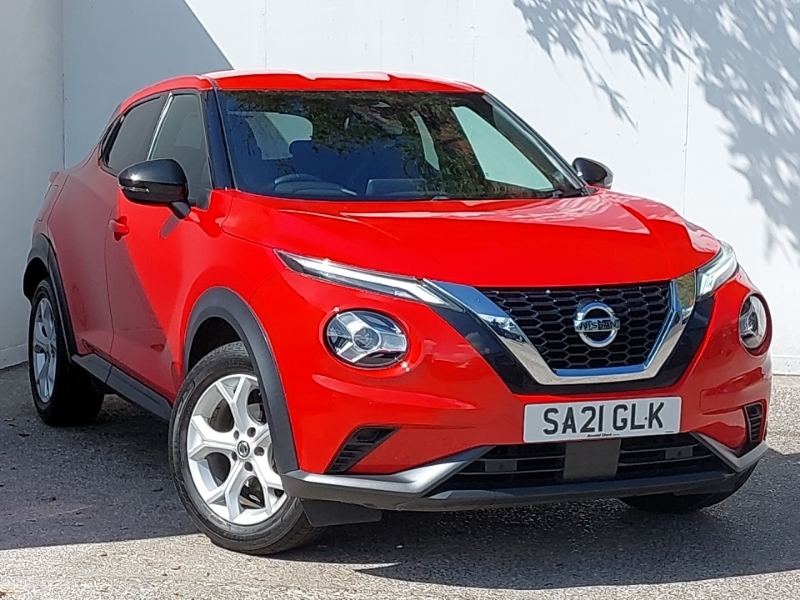 Nissan Juke 1.0 Dig-t 114 N-connecta Dct Red