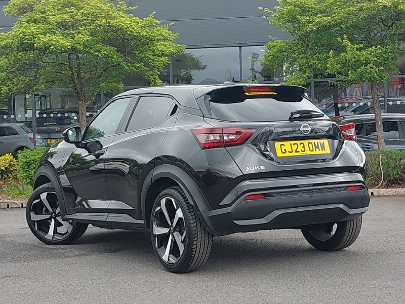 Nissan Juke 1.0 Dig-t 114 Tekna GJ23OMW Black #2