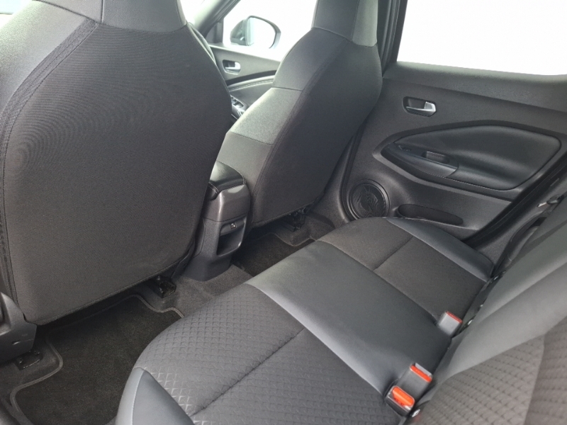 Nissan Juke 1.6 Hybrid N-connecta SW73KVB Grey #6