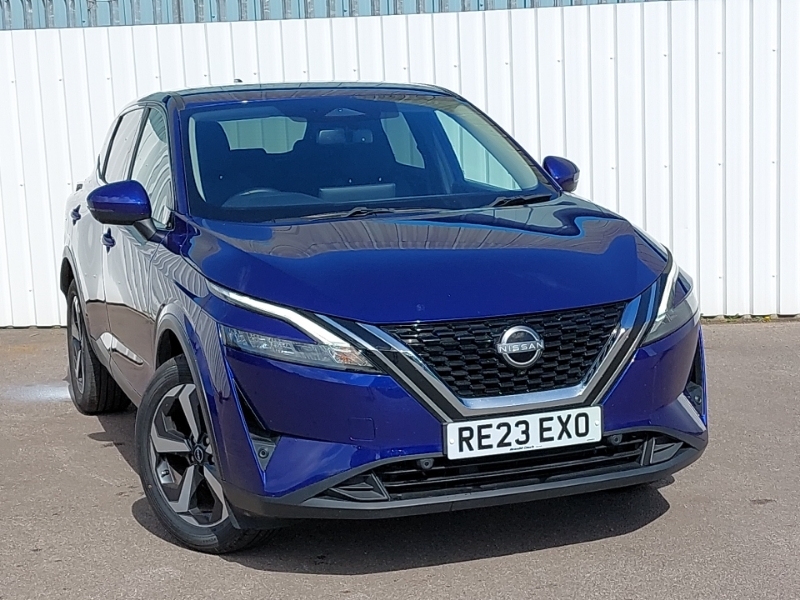 Nissan Qashqai 1.3 Dig-t Mh N-connecta Blue
