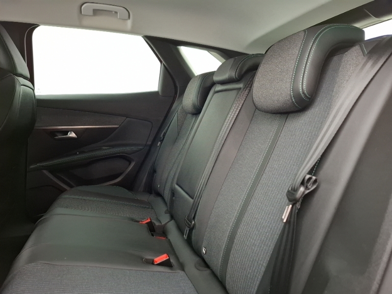 Peugeot 3008 1.5 Bluehdi Allure Premium AP21DDZ Red #6