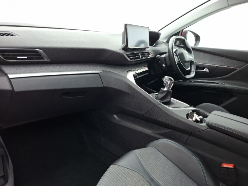 Peugeot 3008 1.5 Bluehdi Allure Premium AP21DDZ Red #5