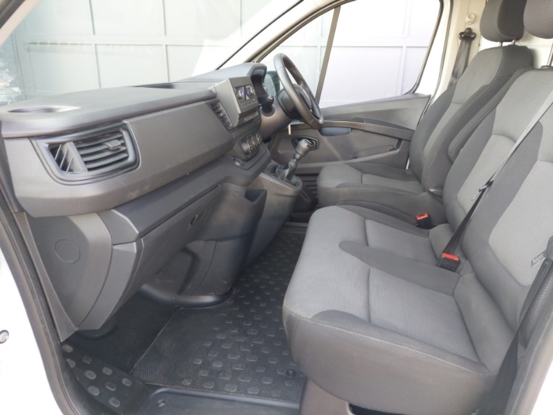 Renault Trafic Ll30 Blue Dci 130 Start Van YB23FZY White #5