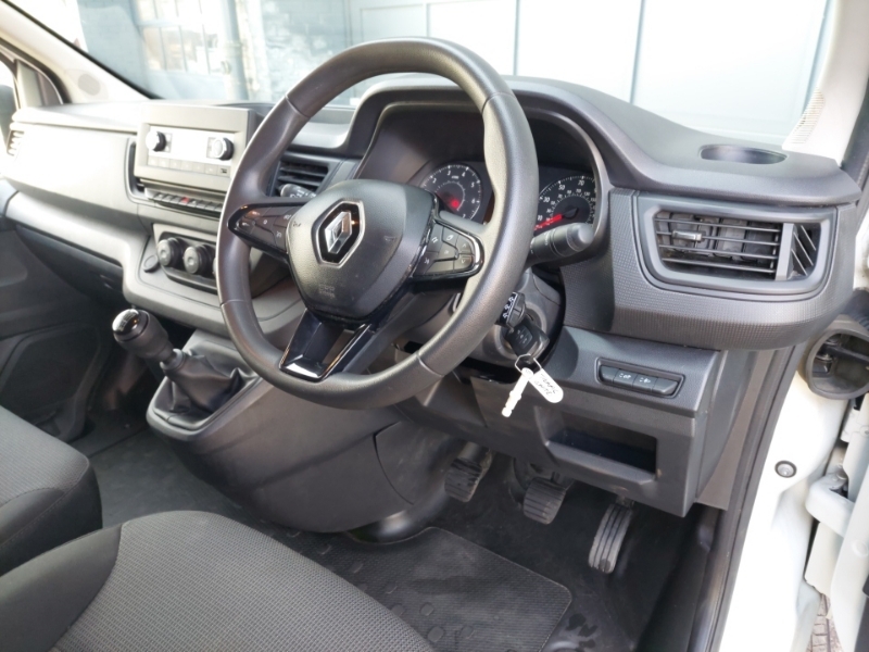 Renault Trafic Ll30 Blue Dci 130 Start Van YB23FZY White #3
