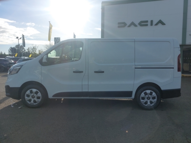 Renault Trafic Sl30 Blue Dci 130 Advance Safety Van SD26LSF White #4