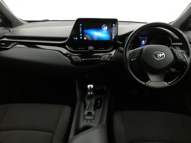 Toyota C-Hr 1.8 Hybrid Icon Cvt DC19OYH Red #3