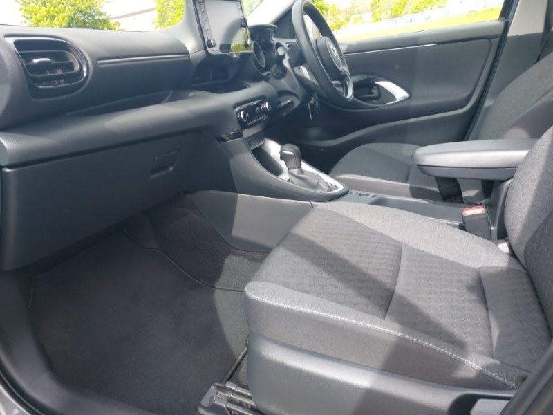 Toyota Yaris 1.5 Hybrid Design Cvt BT23FJO Grey #5