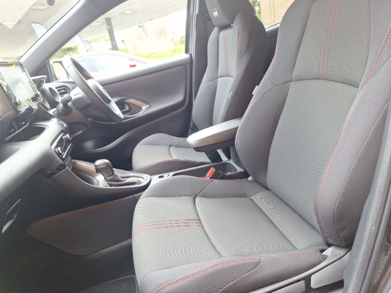 Toyota Yaris 1.5 Hybrid Gr Sport Cvt SC10JXC Grey #5