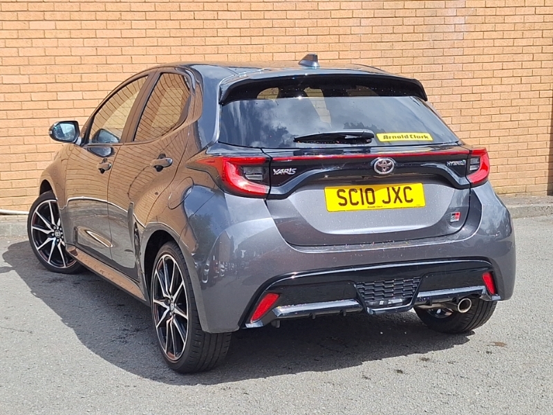 Toyota Yaris 1.5 Hybrid Gr Sport Cvt SC10JXC Grey #2