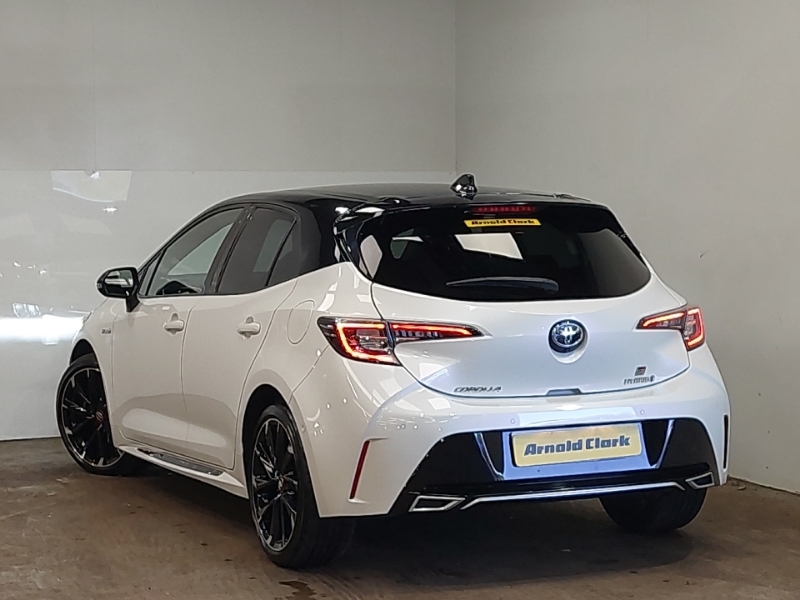 Toyota Corolla 2.0 Vvt-i Hybrid Gr Sport Cvt ST20HXF White #2