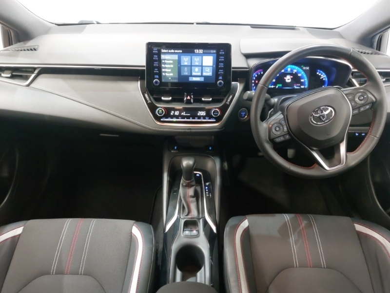 Toyota Corolla 2.0 Vvt-i Hybrid Gr Sport Cvt ST20HXF White #3