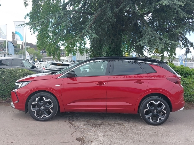 Vauxhall Grandland 1.5 Turbo D Elite Red #4