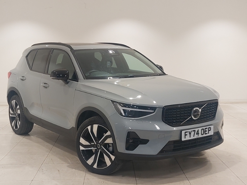 Volvo XC40 2.0 B3p Ultra Dark Grey