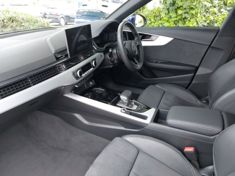 Audi A4 40 Tfsi 204 S Line S Tronic HG73ORJ Blue #5
