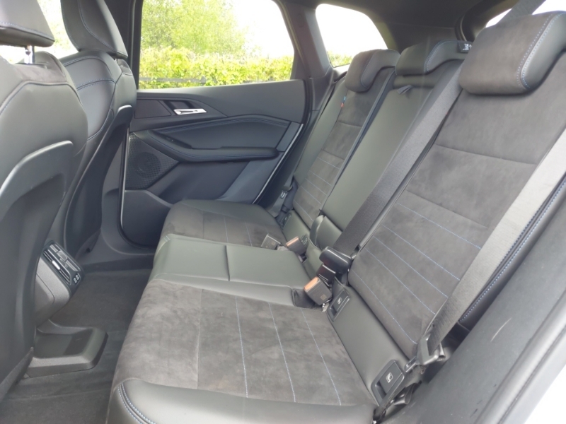 BMW 2 Series 225E Xdrive M Sport Dct Tech Plus Pack CK74UBB White #6