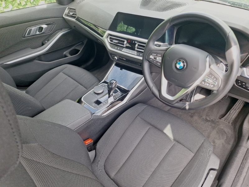 BMW 3 Series 330E Se Pro Step FL21DVX Black #6