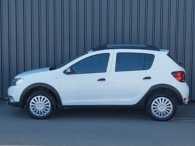 Dacia Sandero Stepway 0.9 Tce Ambiance SD67TXU White #4