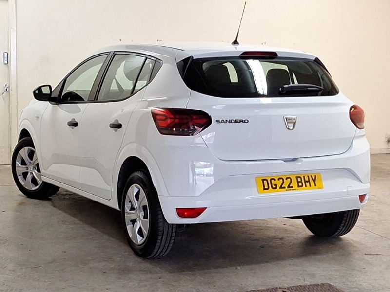 Dacia Sandero 1.0 Sce Essential DG22BHY White #2