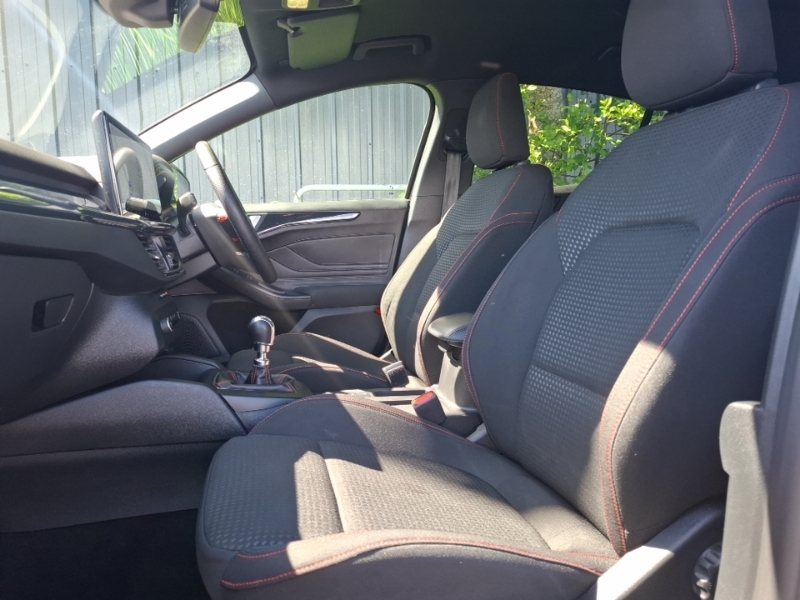 Ford Focus 1.0 Ecoboost Hybrid Mhev 155 St-line NA23URE Black #5
