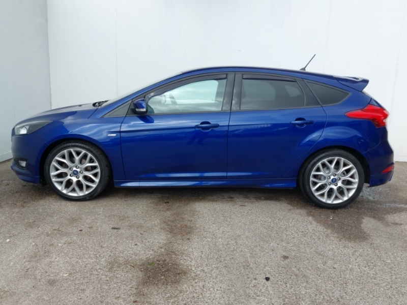 Ford Focus 1.0 Ecoboost 125 St-line HV17XFP Blue #4