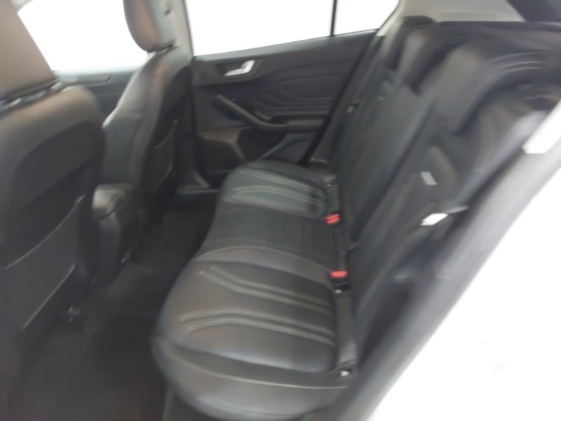 Ford Focus 1.0 Ecoboost 125 BU19LBG White #6
