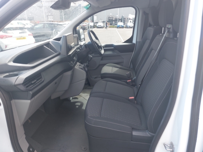 Ford Transit Custom 2.0 Ecoblue 136Ps H1 Van Leader YP74WBW White #5