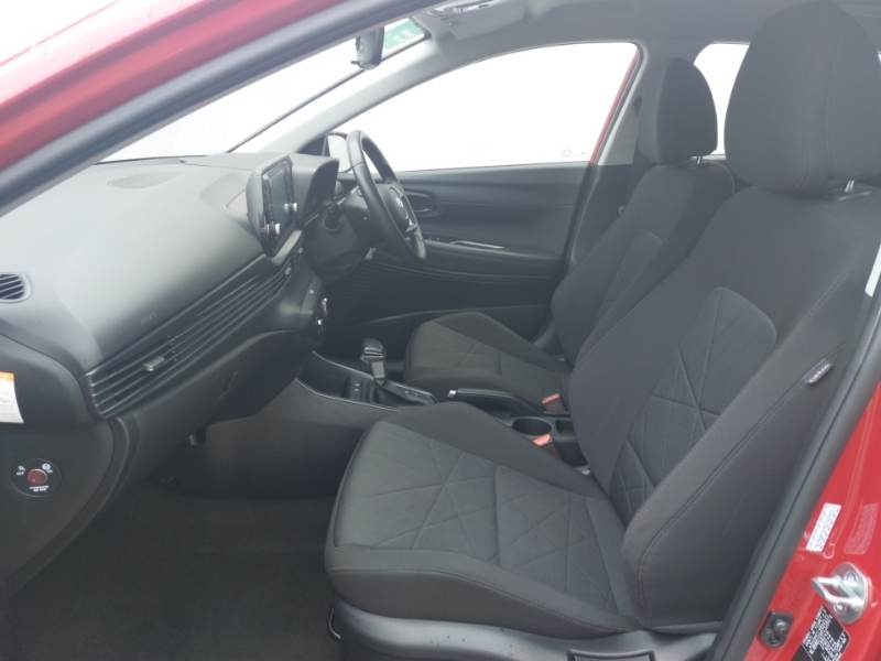 Hyundai Bayon 1.0 Tgdi 48V Mhev Se Connect Dct DY73SWV Red #5